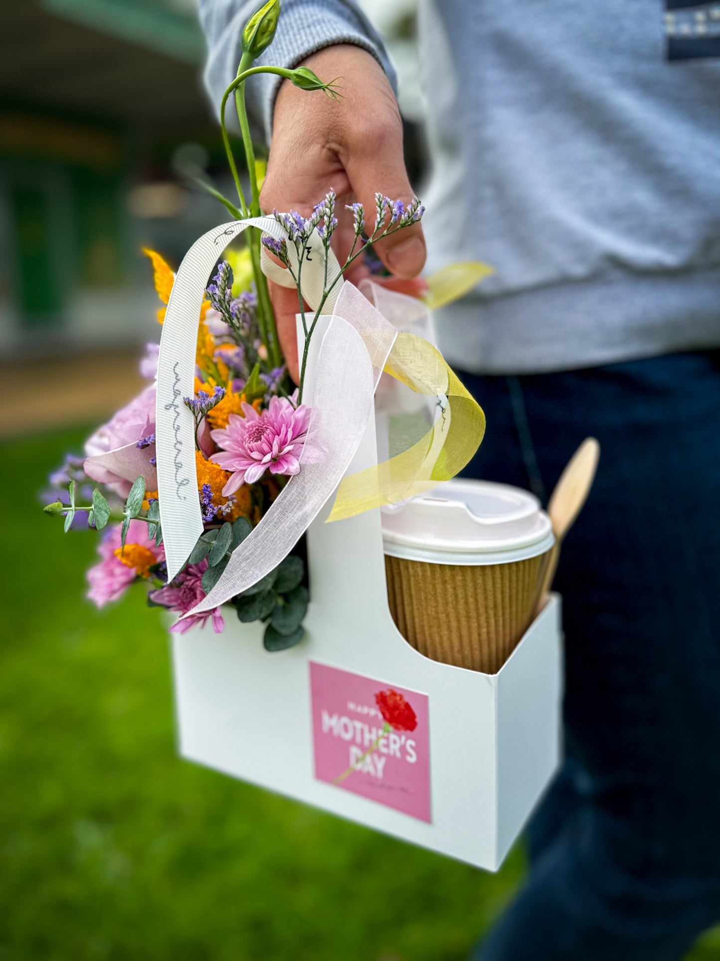 Mother’s Day Mini Flower Caddy with Dessert Cup