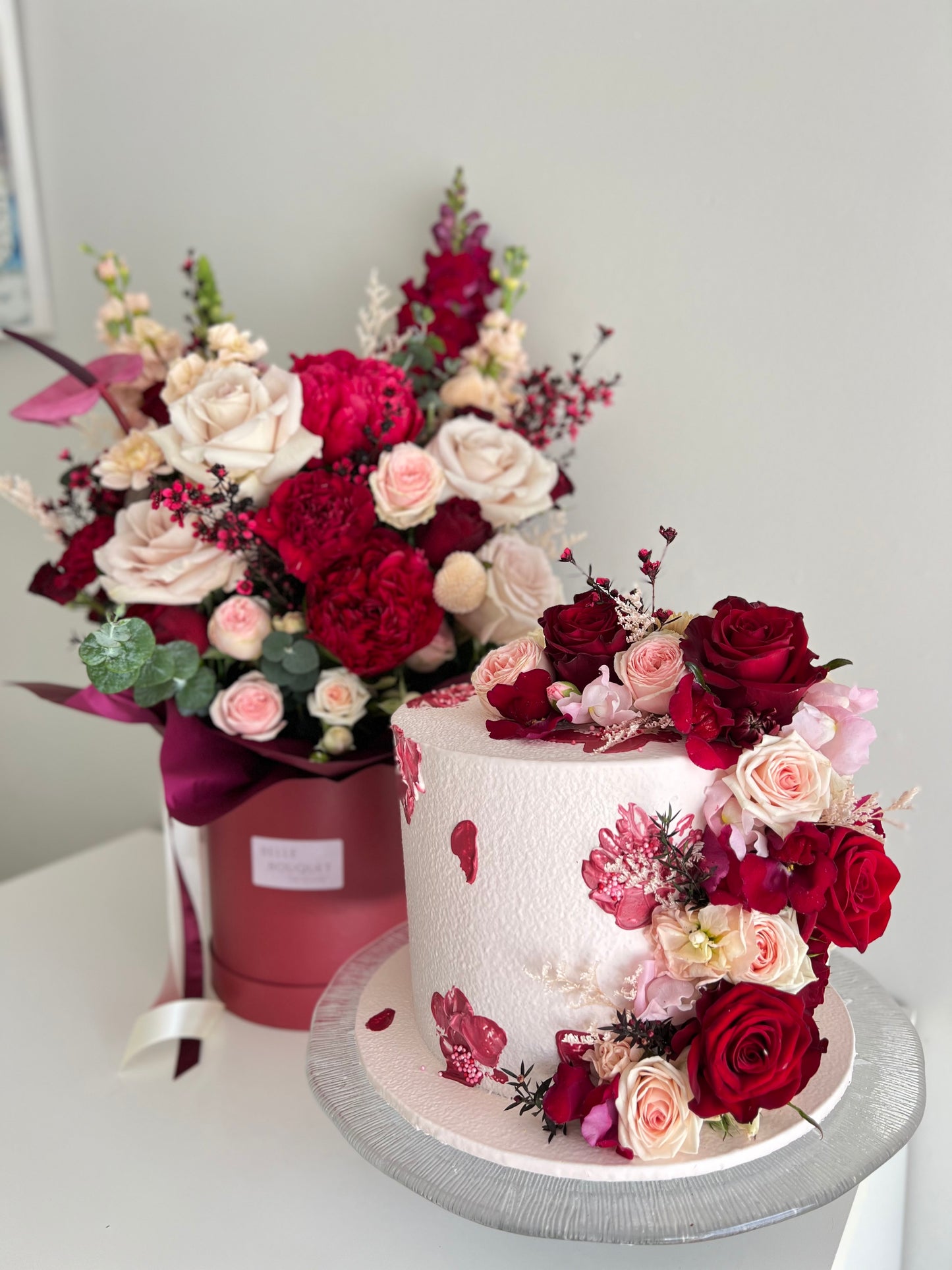 Burgundy & Cream Elegance – Floral Bouquet & Cake Set