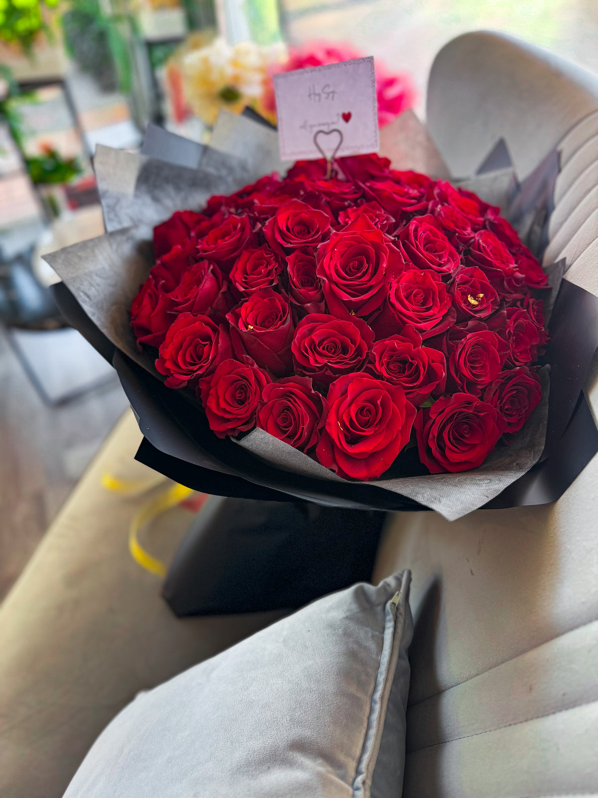 Classic Red Roses bouquet — photo 3 of 3