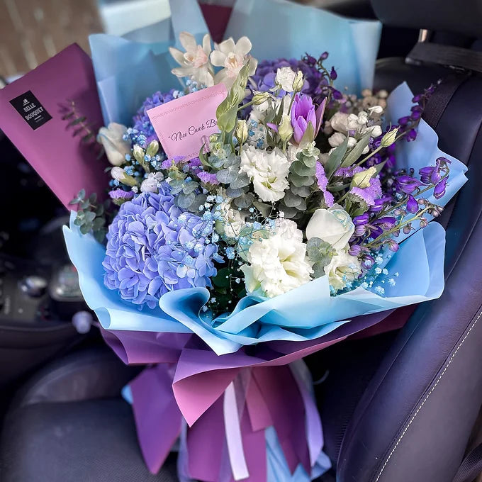 Abyss of the Sea bouquet — photo 1 of 4
