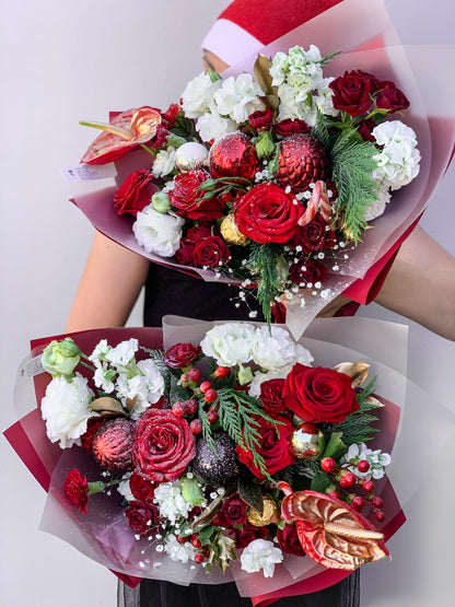 Santa’s Christmas Bouquet