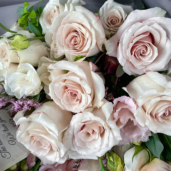 Creamy Lucky bouquet — photo 2 of 2