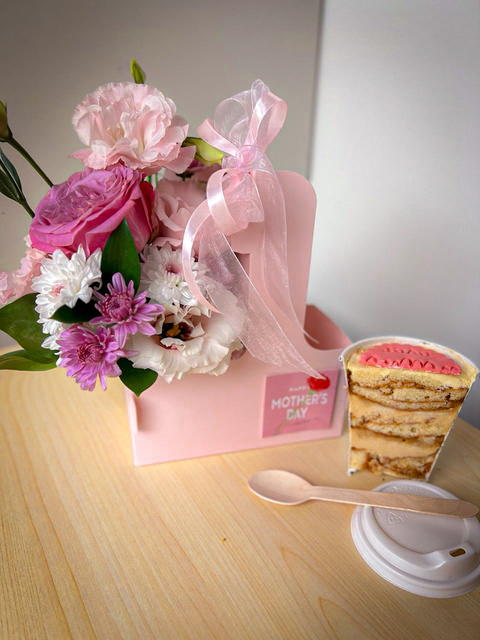 Mother’s Day Mini Flower Caddy with Dessert Cup