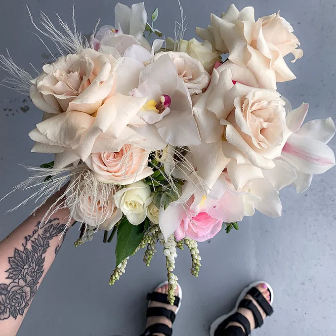 Delux Bridal Bouquet + Buttonhole