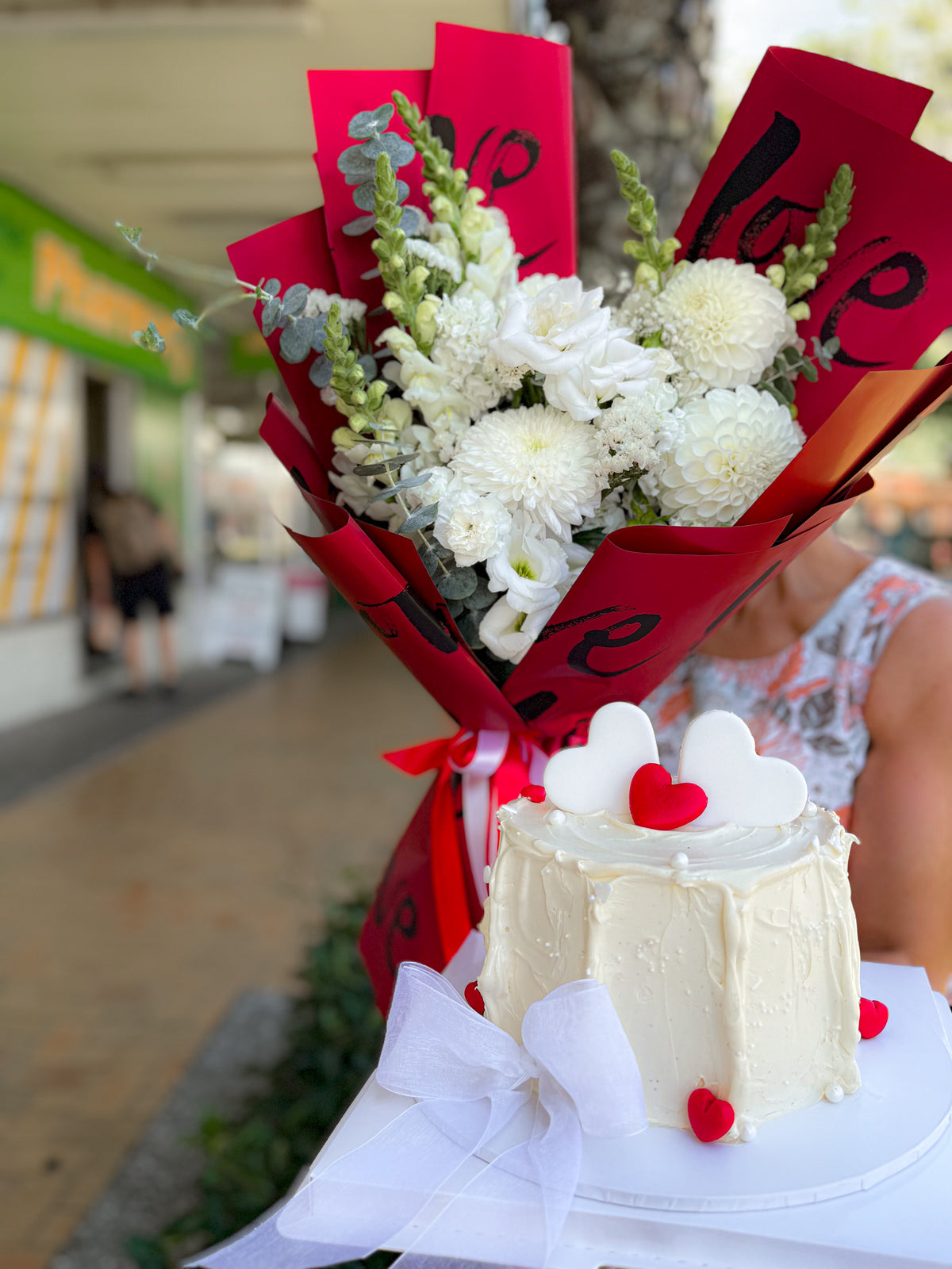 Luxe Bouquet & Cake Duo - Velvet Devotion