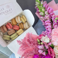 Macarons Box bakery treat