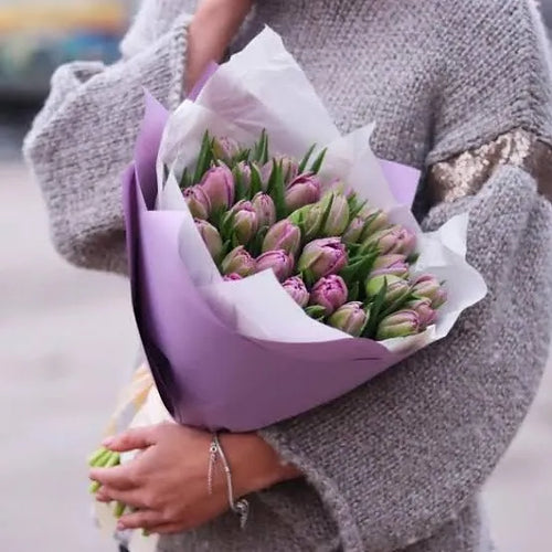 Tulips Lovers bouquet — photo 1 of 2