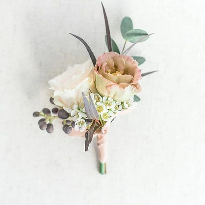 Wild Style Bridal Bouquet and Boutonnière